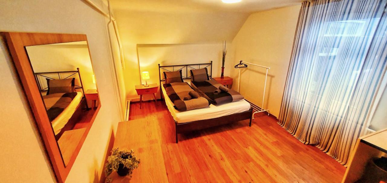Sensi Living Station Appartement Pfäffikon Buitenkant foto